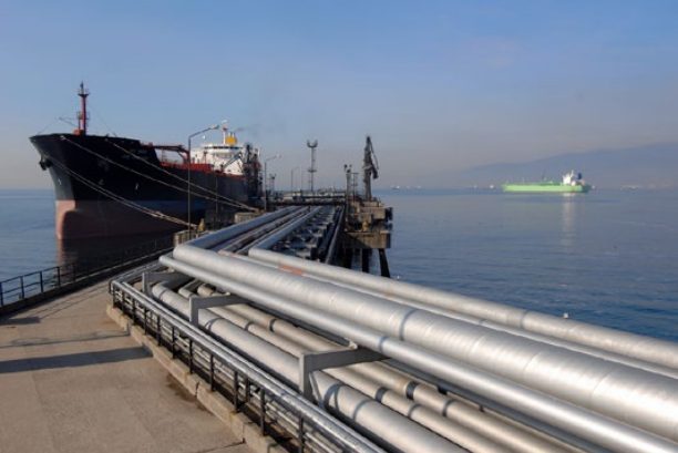 TÜPRAŞ Ham Petrol Borusu Geçici Yapıları ve Çekme Başlığı